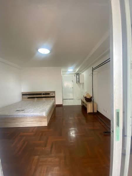 Waterford Royal Suites Senanikom, Bangkok, 250 Suzuki Alley, Chan Kasem, Chatuchak, Bangkok, 1 Bedroom, 30 sqm, Condo For Sale, by Connex Property, 500301816 - DDproperty.com