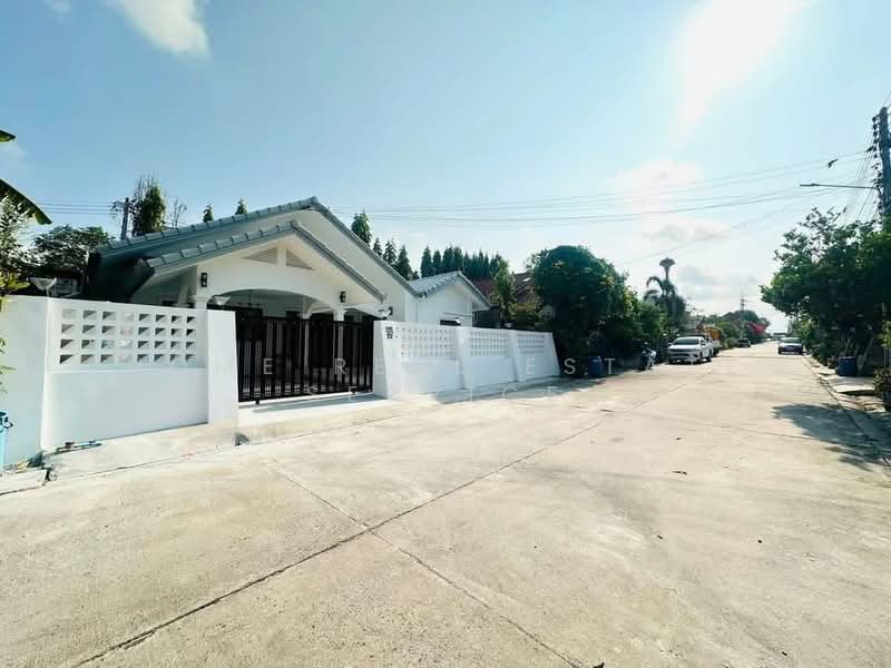 หมู่บ้านฝันทิพย์, Chon Buri (Pattaya), Bang Lamung, Bang Lamung (Pattaya), Chon Buri (Pattaya), 3 Bedrooms, 140 sqm, Single Detached House For Sale, by HOME Real Estate Service, 500301862 - DDproperty.com