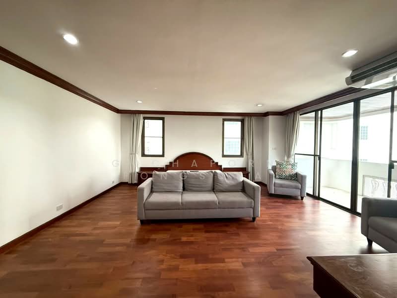 Govind Tower, Bangkok, Soi Sukhumvit 19, Khlongtoei Nua, Watthana, Bangkok, 3 Bedrooms, 360 sqm, Condo For Rent, by Gochaporn Fongsupa, 500301875 - DDproperty.com