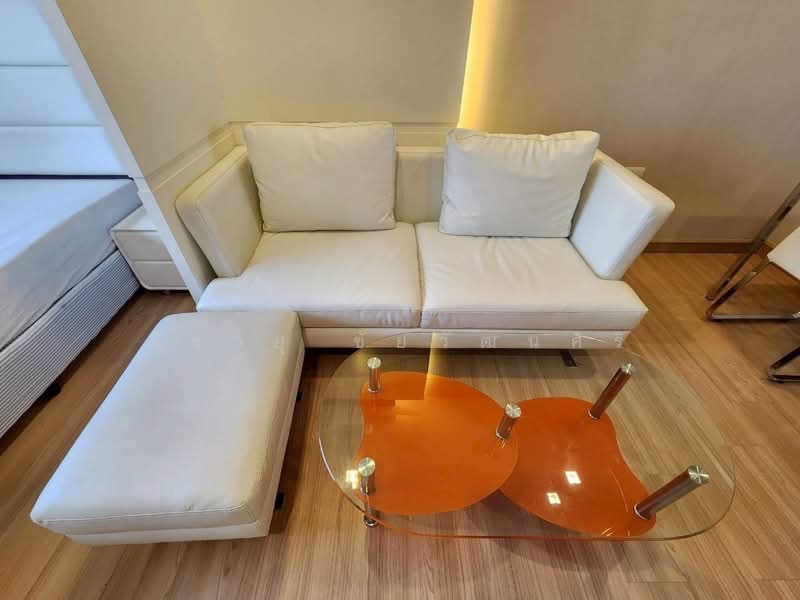 Urbano Absolute Sathon-Taksin, Bangkok, 345 Charoen Nakhon 14/2 Alley, Khlong Ton Sai, Khlong San, Bangkok, Studio, 30 sqm, Condo For Rent, by Jirayu Chaiyawattanasiri, 500301919 - DDproperty.com