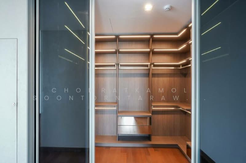 Q1 Sukhumvit, Bangkok, 1 Sukhumvit Road, Khlong Toei, Khlong Toei, Bangkok, 3 Bedrooms, 158 sqm, Condo For Sale, by Chomratkamol Soontorntarawong (Gor), 500301928 - DDproperty.com