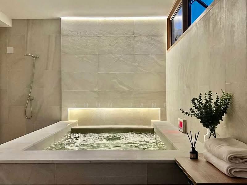 Townhouse for Rent in Sukhumvit 63 (SPSJP340), Bangkok, สุขุมวิท, Khlong Tan Nua, Watthana, Bangkok, 4 Bedrooms, 200 sqm, Townhouse For Rent, by Khun Jane, 500301975 - DDproperty.com