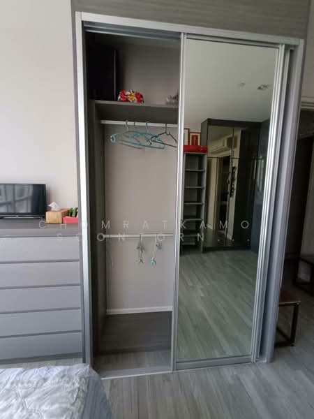 The Room Sathorn, Bangkok, 78 Pan Road, Silom, Bang Rak, Bangkok, 2 Bedrooms, 78 sqm, Condo For Sale, by Chomratkamol Soontorntarawong (Gor), 500301979 - DDproperty.com