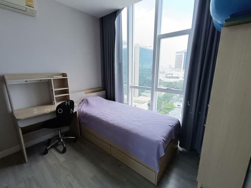 The Room Sathorn, Bangkok, 78 Pan Road, Silom, Bang Rak, Bangkok, 2 Bedrooms, 78 sqm, Condo For Sale, by Chomratkamol Soontorntarawong (Gor), 500301979 - DDproperty.com