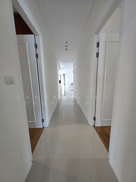 Villa Asoke, Bangkok, 1588 New Petchburi Road, Makkasan, Ratchathewi, Bangkok, 5 Bedrooms, 349 sqm, Condo For Sale, by Chomratkamol Soontorntarawong (Gor), 500301989 - DDproperty.com