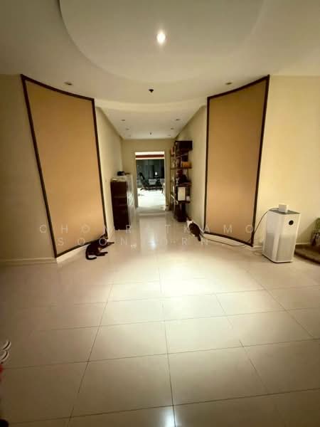 Moon Tower, Bangkok, Soi Sukhumvit 59, Khlong Tan Nua, Watthana, Bangkok, 3 Bedrooms, 371 sqm, Condo For Sale, by Chomratkamol Soontorntarawong (Gor), 500302018 - DDproperty.com