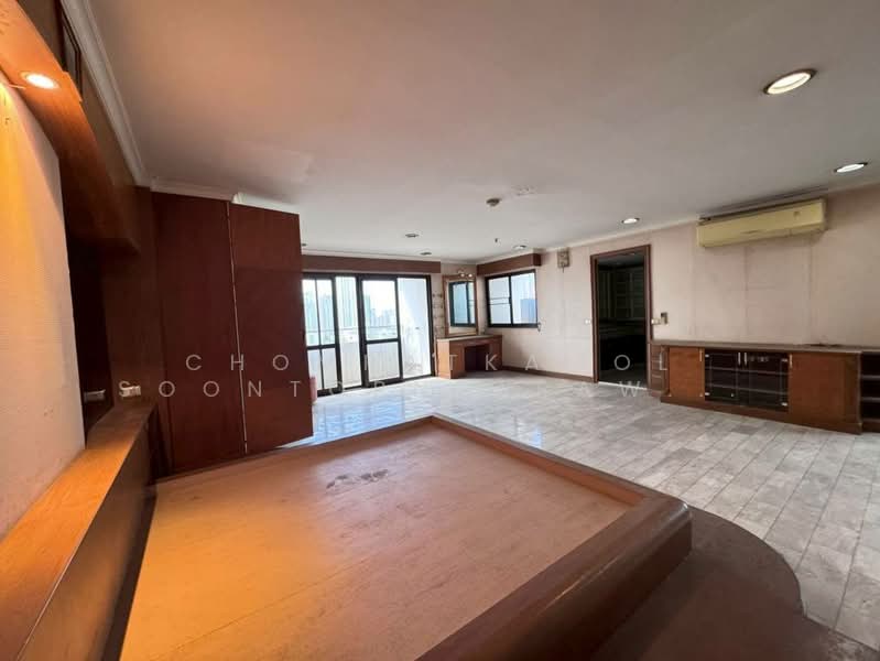 Prestige Towers, Bangkok, 168 Soi Sukhumvit 23, Khlongtoei Nua, Watthana, Bangkok, 4 Bedrooms, 425 sqm, Condo For Sale, by Chomratkamol Soontorntarawong (Gor), 500302021 - DDproperty.com
