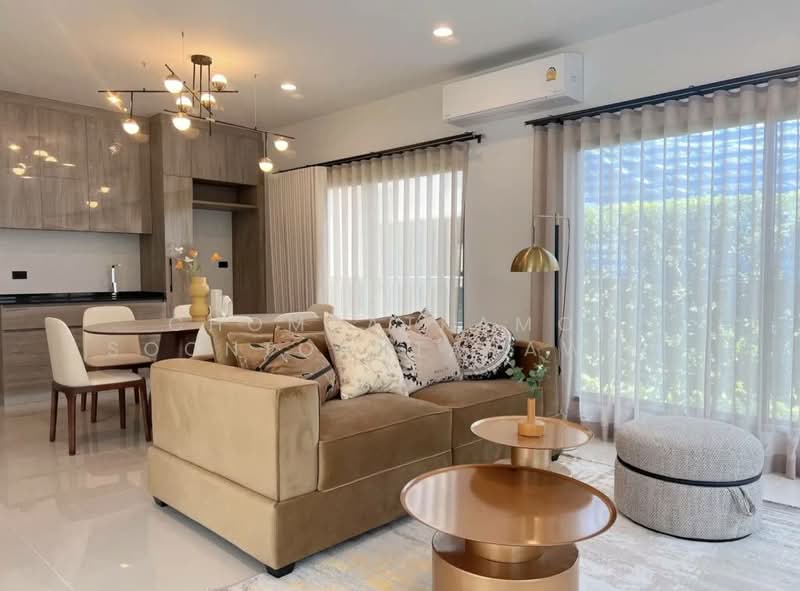 Burasiri Krungthep Kreetha, Bangkok, 95 Soi Pracha Ruam Chai, Hua Mak, Bang Kapi, Bangkok, 4 Bedrooms, 238 sqm, Single Detached House For Rent, by Chomratkamol Soontorntarawong (Gor), 500302032 - DDproperty.com