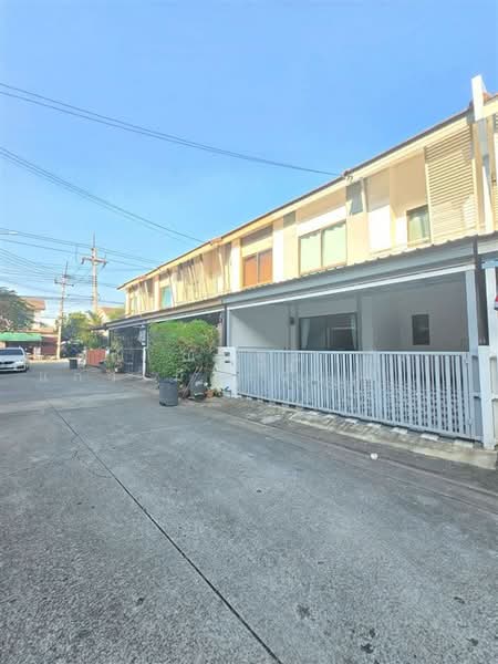 Baan Pruksa Prime (Rangsit-Klong 3), Pathum Thani, Pruksa Prime Road 115, Khlong Sam, Khlong Luang, Pathum Thani, 3 Bedrooms, 110 sqm, Townhouse For Sale, by คุณ ณัฏฐฌาภัส แก้วเมืองน้อย (เฌอ), 500302048 - DDproperty.com