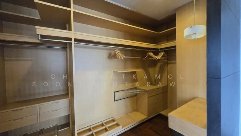 Tower Park, Bangkok, 88 Soi Sukhumvit 3, Sukhumvit Road, Khlongtoei Nua, Watthana, Bangkok, 3 Bedrooms, 280 sqm, Condo For Sale, by Chomratkamol Soontorntarawong (Gor), 500302049 - DDproperty.com