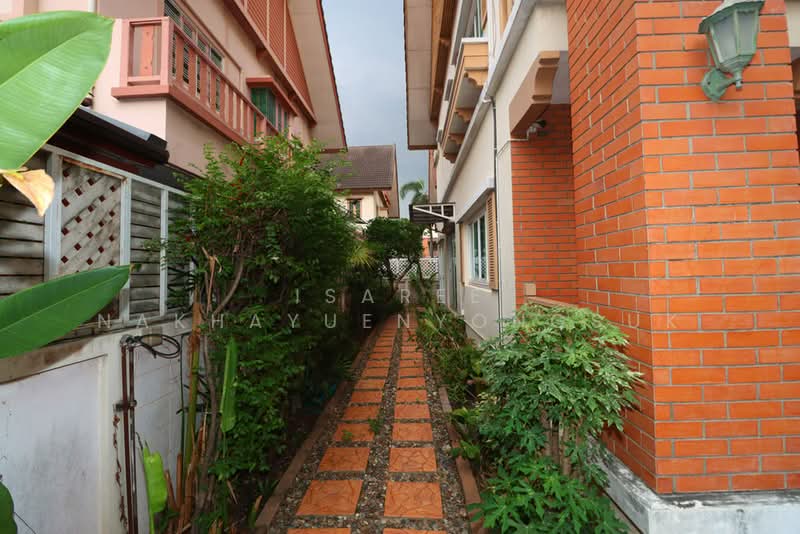 Laddarom Pinklao-Kanchanapisek, Nonthaburi, Kanchanaphisek Road, Bang Muang, Bang Yai, Nonthaburi, 3 Bedrooms, 266 sqm, Single Detached House For Sale, by Isaree Nakhayuenyongsuk, 500302054 - ลัดดารมย์ ปิ่นเกล้า กาญจนาภิเษก นนทบุรี - DDproperty.com