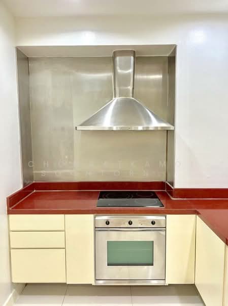 City Lakes Tower, Bangkok, Soi Sukhumvit 16, Khlong Toei, Khlong Toei, Bangkok, 4 Bedrooms, 319 sqm, Condo For Sale, by Chomratkamol Soontorntarawong (Gor), 500302060 - DDproperty.com