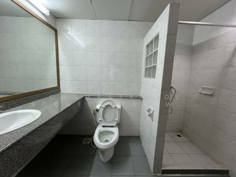 Liang Garden, Bangkok, 218 Soi Sri Nakhon Khwaeng, Chong Nonsi, Yan Nawa, Bangkok, 2 Bedrooms, 150 sqm, Condo For Sale, by Chomratkamol Soontorntarawong (Gor), 500302073 - DDproperty.com