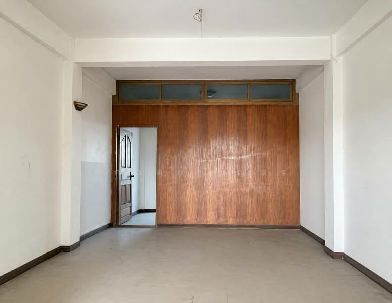 ตึก 4 ชั้น 1 คูหา พร้อมชั้นลอย และดาดฟ้า ซอยรามอินทรา 55 ใกล้ ถนน 5 แยกวัชรพล กรุงเทพ, กรุงเทพ, วัชรพล, ท่าแร้ง, บางเขน, กรุงเทพ, 380 ตร.ม., ตึกแถว-อาคารพาณิชย์ ขาย, โดย กรกฤตย์ บุญสระ, 500302118 - DDproperty.com
