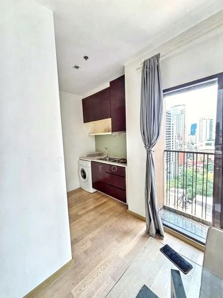 Noble Refine, Bangkok, Soi Sukhumvit 26, Sukhumvit Road, Khong Tan, Khlong Toei, Bangkok, 2 Bedrooms, 72 sqm, Condo For Rent, by Chomratkamol Soontorntarawong (Gor), 500302135 - DDproperty.com
