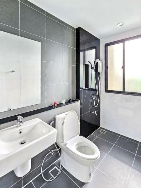 Baan Klang Muang Rama 9-Krungthep Kreetha, Bangkok, Soi Kanchanaphisek 23, Saphan Sung, Saphan Sung, Bangkok, 4 Bedrooms, 152 sqm, Single Detached House For Sale, by Chomratkamol Soontorntarawong (Gor), 500302146 - DDproperty.com