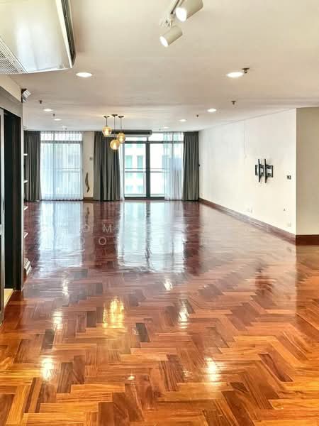 Centre Point Residence Phromphong : เซ็นเตอร์พ้อยท์ เรสซิเด้นซ์ พร้อมพงษ์, กรุงเทพ, ซ.สุขุมวิท39, คลองตันเหนือ, วัฒนา, กรุงเทพ, 193 ตร.ม., คอนโด ขาย, โดย Chomratkamol Soontorntarawong (Gor), 500302164 - DDproperty.com