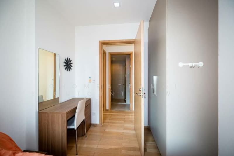Siri At Sukhumvit, Bangkok, 902 Sukhumvit Road, Phra Kanong, Khlong Toei, Bangkok, 2 Bedrooms, 68 sqm, Condo For Sale, by Chomratkamol Soontorntarawong (Gor), 500302196 - DDproperty.com