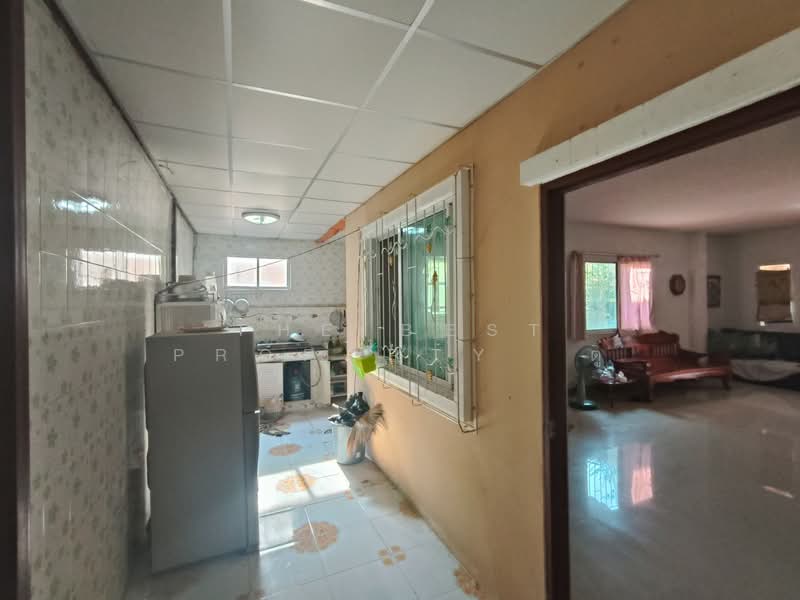 Suriya Place Bangna-KM.5, Samut Prakan, Bua Nakarin Road, Bang Kaeo, Bang Plee, Samut Prakan, 2 Bedrooms, 120 sqm, Townhouse For Sale, by The Best Property  ตู่, 500302202 - DDproperty.com