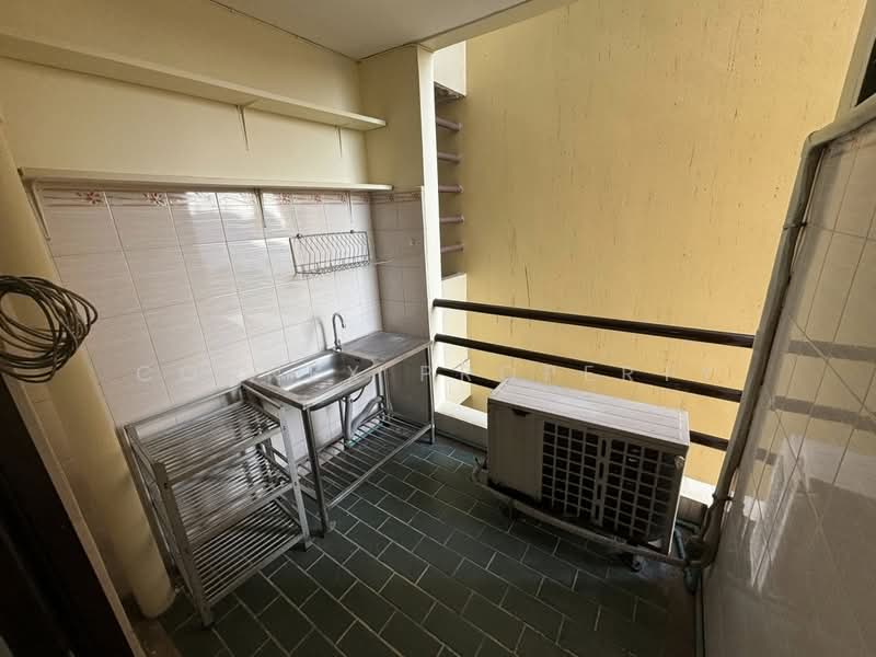 The Living Tower, Bangkok, Bang Chak, Phra Khanong, Bangkok, 2 Bedrooms, 52 sqm, Condo For Sale, by Connex Property, 500302230 - DDproperty.com