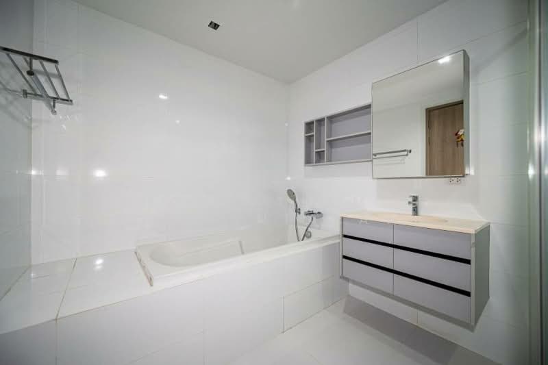 HQ Thonglor by Sansiri, Bangkok, Sukhumvit Road, Khlong Tan Nua, Watthana, Bangkok, 1 Bedroom, 57 sqm, Condo For Sale, by Chomratkamol Soontorntarawong (Gor), 500302237 - DDproperty.com