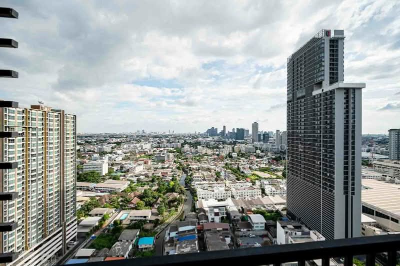 The Base Sukhumvit 77, Bangkok, 289 Sukhumvit 77 Road, Phra Kanong Nua, Watthana, Bangkok, 2 Bedrooms, 57 sqm, Condo For Sale, by Chomratkamol Soontorntarawong (Gor), 500302286 - DDproperty.com