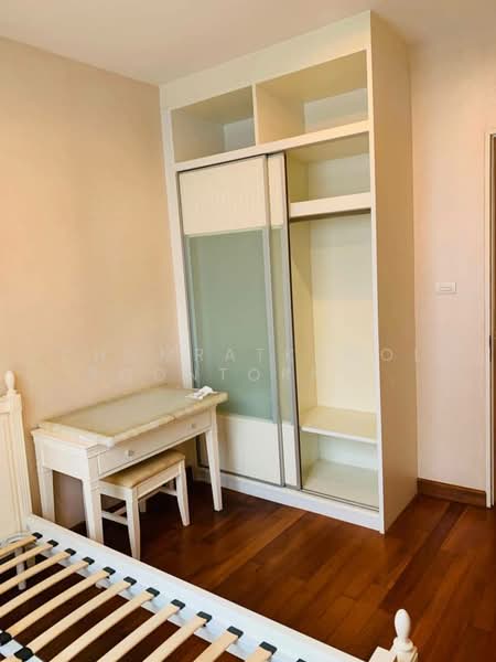 Ivy Sathorn 10, Bangkok, 88 Soi Sathorn 12, Sathorn Road, Silom, Bang Rak, Bangkok, 2 Bedrooms, 88 sqm, Condo For Sale, by Chomratkamol Soontorntarawong (Gor), 500302343 - DDproperty.com
