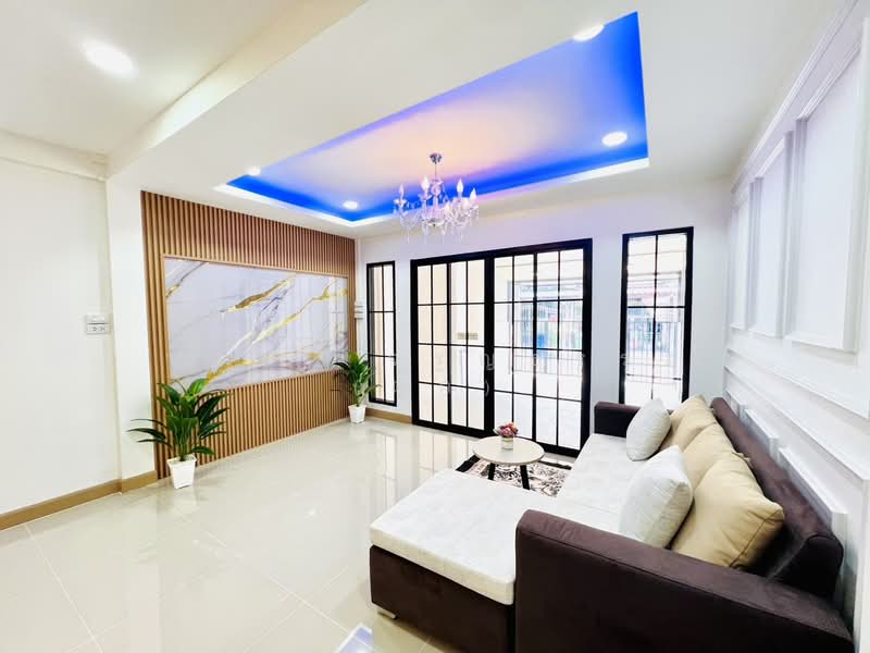 พระปิ่น 3, Nonthaburi, กาญจนาภิเษก, Bang Mae Nang, Bang Yai, Nonthaburi, 3 Bedrooms, 115 sqm, Townhouse For Sale, by Wanlapa Charoonthum, 500302349 - DDproperty.com