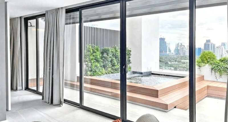 Crystal Garden, Bangkok, 217 Sukhumvit 4 Alley, Khlong Toei, Bangkok, 2 Bedrooms, 300 sqm, Condo For Sale, by Chomratkamol Soontorntarawong (Gor), 500302371 - DDproperty.com