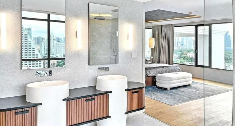 Crystal Garden, Bangkok, 217 Sukhumvit 4 Alley, Khlong Toei, Bangkok, 2 Bedrooms, 300 sqm, Condo For Sale, by Chomratkamol Soontorntarawong (Gor), 500302371 - DDproperty.com
