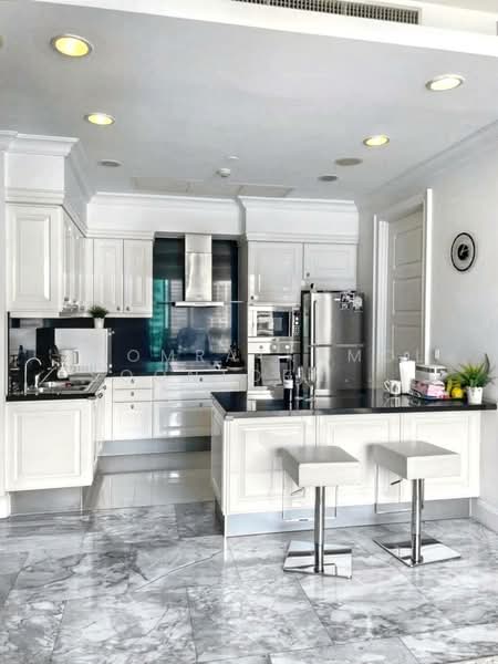 Royce Private Residences, Bangkok, 61 Soi Sukhumvit 31, Khlongtoei Nua, Watthana, Bangkok, 3 Bedrooms, 143 sqm, Condo For Sale, by Chomratkamol Soontorntarawong (Gor), 500302373 - DDproperty.com