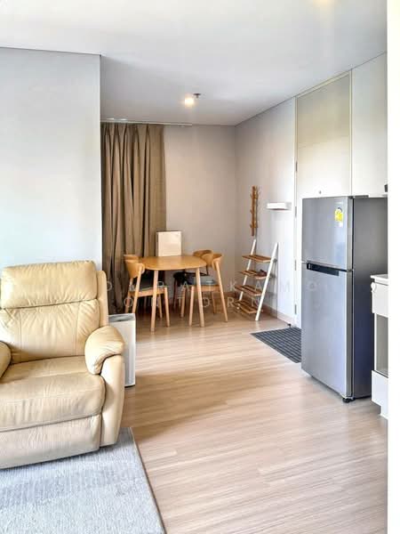 Lumpini Suite Phetchaburi-Makkasan, Bangkok, 1515 Phetchaburi Rd, Makkasan, Ratchathewi, Bangkok, 2 Bedrooms, 40 sqm, Condo For Sale, by Chomratkamol Soontorntarawong (Gor), 500302395 - DDproperty.com