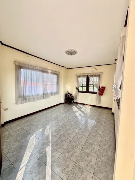Preecha Srinakarin, Samut Prakan, Bang Kaeo, Bang Plee, Samut Prakan, 4 Bedrooms, 380 sqm, Single Detached House For Sale, by Saowaluk Anupong, 500302396 - DDproperty.com