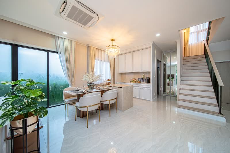 House for Sale Nong Pla Lai East Pattaya Spacious Family Home, Chon Buri (Pattaya), Bang Lamung, Bang Lamung (Pattaya), Chon Buri (Pattaya), 3 Bedrooms, 221 sqm, Single Detached House For Sale, by PLC real estate, 500302409 - DDproperty.com