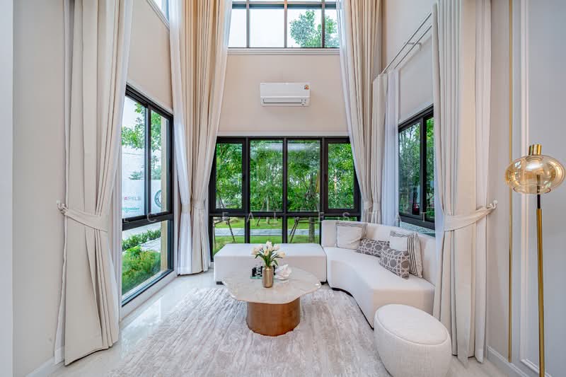 House for Sale Nong Pla Lai East Pattaya Spacious Family Home, Chon Buri (Pattaya), Bang Lamung, Bang Lamung (Pattaya), Chon Buri (Pattaya), 3 Bedrooms, 221 sqm, Single Detached House For Sale, by PLC real estate, 500302409 - DDproperty.com