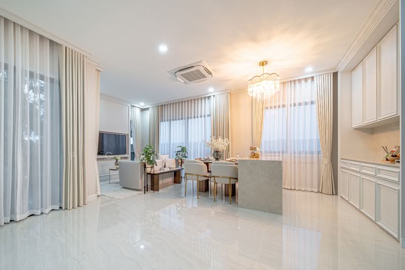 House for Sale Nong Pla Lai East Pattaya Spacious Family Home, Chon Buri (Pattaya), Bang Lamung, Bang Lamung (Pattaya), Chon Buri (Pattaya), 3 Bedrooms, 221 sqm, Single Detached House For Sale, by PLC real estate, 500302409 - DDproperty.com