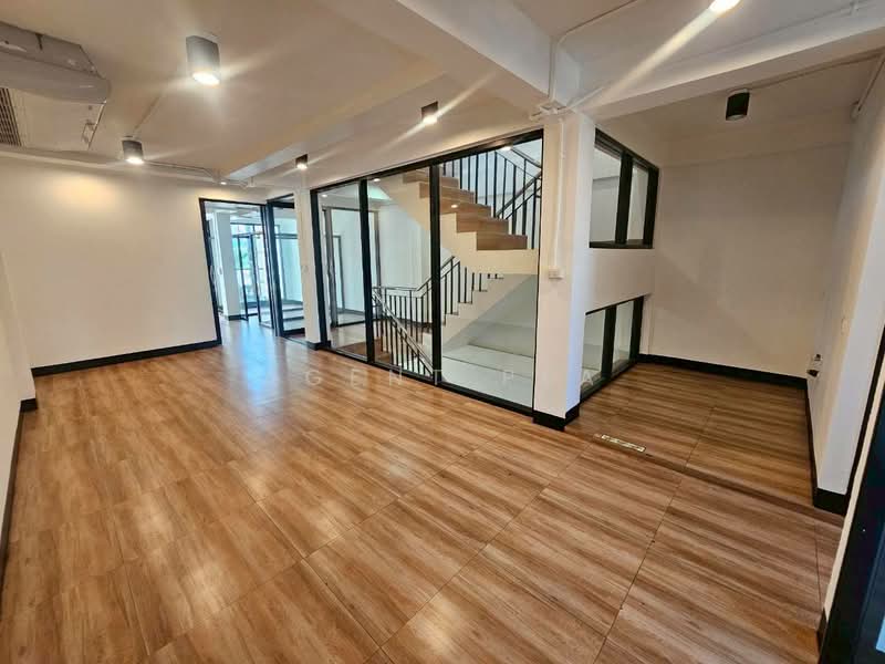 Home office for rent, Sukhumvit Soi 62, near BTS Bang Chak station (SPSAD3976), Bangkok, Bang Chak, Phra Khanong, Bangkok, , 360 sqm, Office Space For Rent, by Agent Pla, 500302416 - DDproperty.com