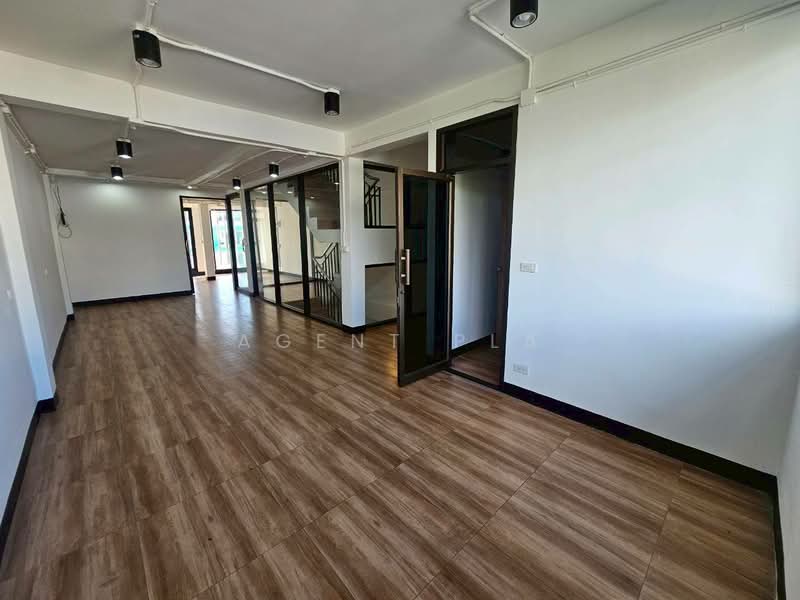 โฮมออฟฟิศให้เช่า ซอยสุขุมวิท 62 ใกล้รถไฟฟ้า BTS สถานีบางจาก (SPSAD3976), กรุงเทพ, บางจาก, พระโขนง, กรุงเทพ, 360 ตร.ม., สำนักงาน ให้เช่า, โดย Agent Pla, 500302416 - DDproperty.com