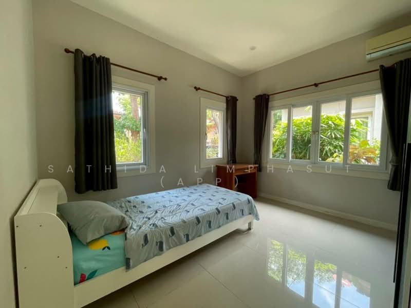 Silk Road Place, Chon Buri (Pattaya), Chaiyapruek 2 Road, Bang Lamung, Bang Lamung (Pattaya), Chon Buri (Pattaya), 3 Bedrooms, 180 sqm, Villa For Rent, by Sathida Limphasut (App), 500302423 - DDproperty.com