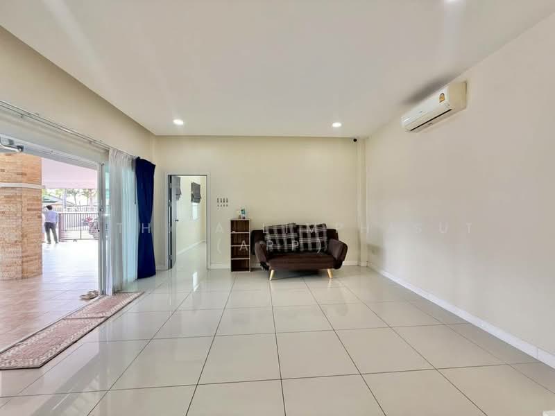 Sp Village 3, Chon Buri (Pattaya), Phonprapanimit Rd, Bang Lamung, Bang Lamung (Pattaya), Chon Buri (Pattaya), 3 Bedrooms, 180 sqm, Single Detached House For Rent, by Sathida Limphasut (App), 500302428 - DDproperty.com