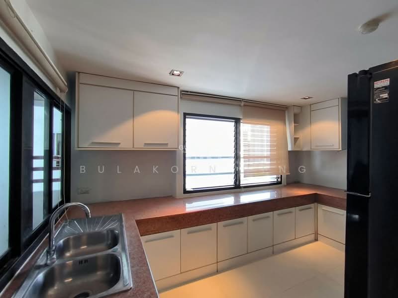 Liberty Park 1, Bangkok, 170 Soi Sukhumvit 23, Khlongtoei Nua, Watthana, Bangkok, 3 Bedrooms, 250 sqm, Condo For Rent, by Bulakorn Heng, 500302484 - DDproperty.com
