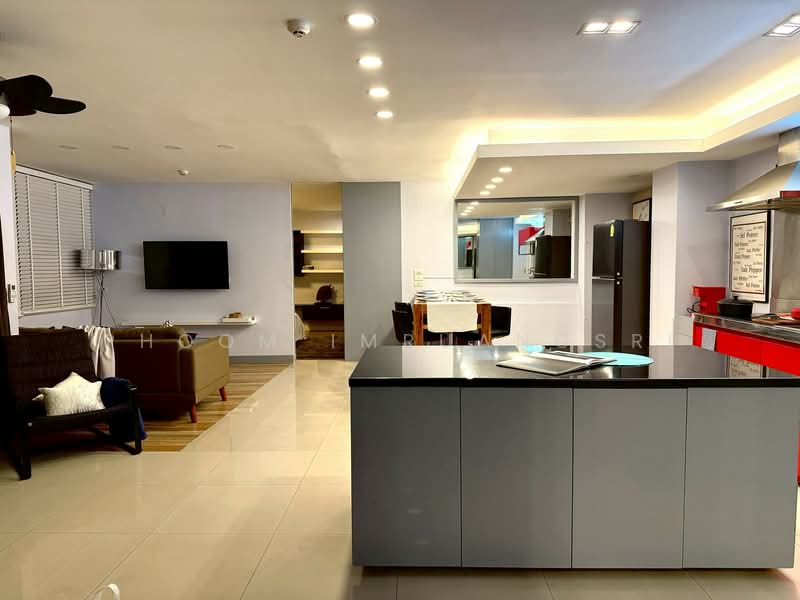 The Clover Thonglor Residence, Bangkok, Soi Sukhumvit 55, Khlong Tan Nua, Watthana, Bangkok, 3 Bedrooms, 115 sqm, Condo For Rent, by Phoom Imruangsri, 500302675 - DDproperty.com