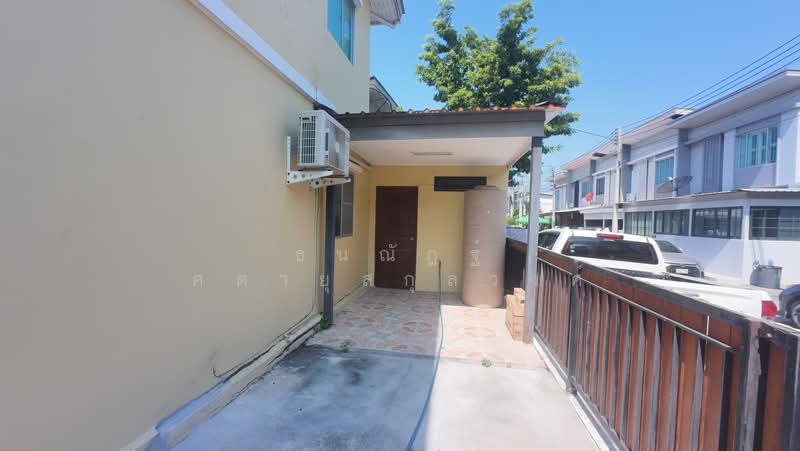 Pruksa Ville 77 Phutthamonthon Sai 4, Nakhon Pathom, Phutthamonthon Sai 4 Road, Krathum Lom, Sam Phran, Nakhon Pathom, 3 Bedrooms, 110 sqm, Townhouse For Sale, by ธนณัฎฐ์ ศตายุสกุลวงศ์, 500302790 - DDproperty.com