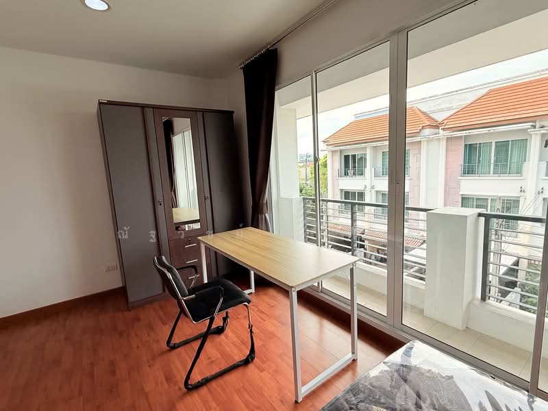 Baan Klang Muang S-Sense Onnuch-Wongwan : บ้านกลางเมือง เอสเซ้นส์ อ่อนนุช – วงแหวน, กรุงเทพ, ถนนลาดกระบัง, ลาดกระบัง, ลาดกระบัง, กรุงเทพ, 167 ตร.ม., ทาวน์เฮ้าส์ ให้เช่า, โดย ณัฐวิชย์ จุลพันธ์, 500302863 - DDproperty.com