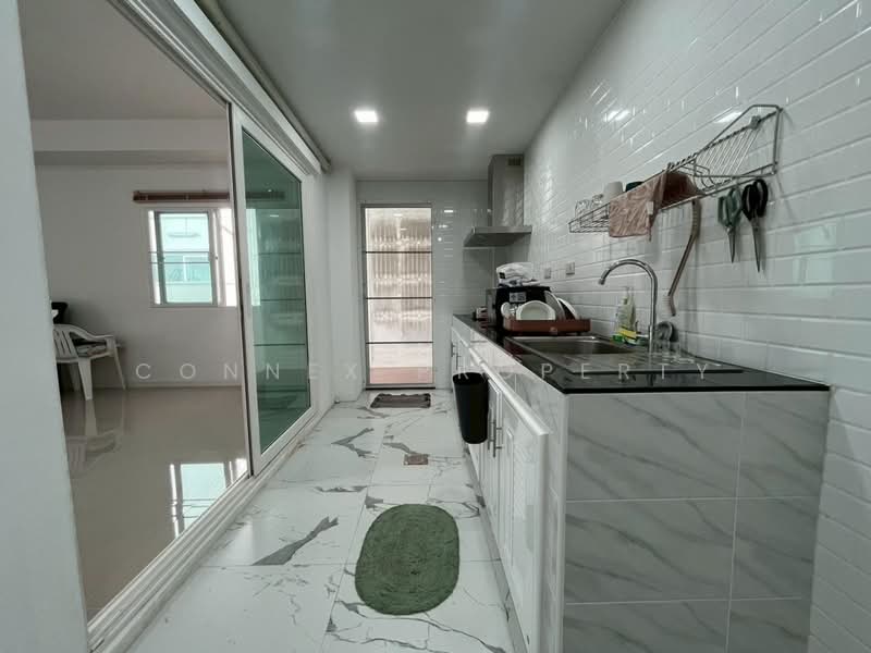 Q District Suksawat 76, Samut Prakan, Soi Suksawat 76, Bang Chak, Phra Pra Daeng, Samut Prakan, 3 Bedrooms, 133 sqm, Townhouse For Sale, by Connex Property, 500302913 - DDproperty.com