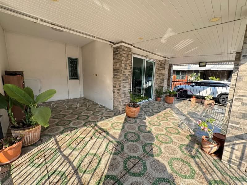 Pruksa Ville 50 Ramkhamhaeng, Bangkok, Soi Rat Phatthana 15, Saphan Sung, Bangkok, 3 Bedrooms, 130 sqm, Townhouse For Sale, by Connex Property, 500302925 - DDproperty.com