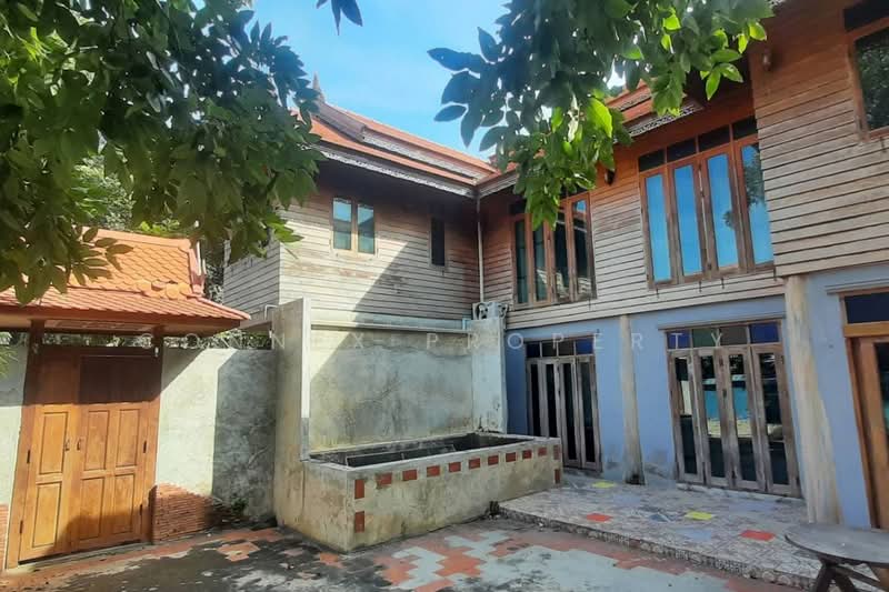 นาวาร่า รังสิต คลอง 2 : Navara Rangsit Klong 2, Pathum Thani, Khlong Song, Khlong Luang, Pathum Thani, 4 Bedrooms, 400 sqm, Single Detached House For Sale, by Connex Property, 500302973 - DDproperty.com