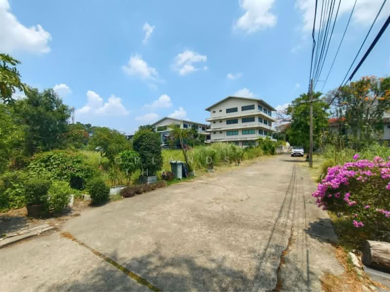 For Sale - ขาย ที่ดิน ถนนนวมินทร์ เขตบึงกุ่ม (สวยมากก ติดถนน 2 ด้าน) 396 ตารางวา เหมาะสร้างบ้าน และสำนักงาน, Bangkok