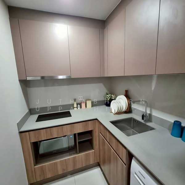 Taka Haus, Bangkok, 99 Soi Ekamai 10, Khlong Tan Nua, Watthana, Bangkok, 1 Bedroom, 45 sqm, Condo For Rent, by Juthabhorn Uppachit (Amy), 500303018 - DDproperty.com