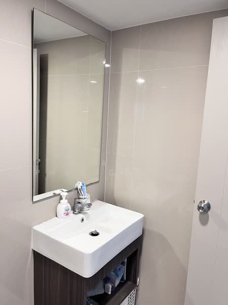 IDEO Charan 70-Riverview, Bangkok, 294 Charan Sanit Wong Rd, Bang Phlat, Bangkok, 1 Bedroom, 51 sqm, Condo For Rent, by Chanon Phangchienghien, 500303052 - DDproperty.com